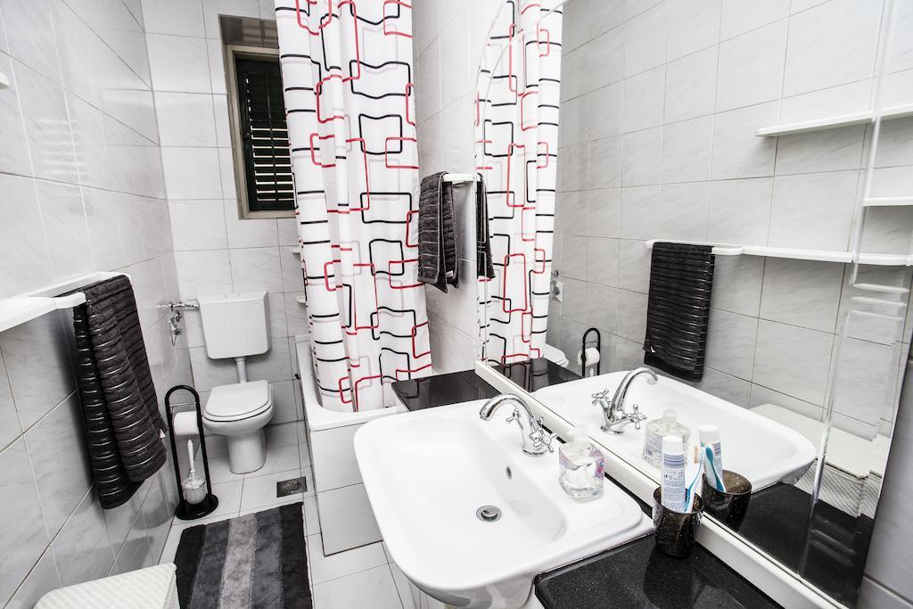 Apartment Hidden Paradise Bacvice سبليت الغرفة الصورة